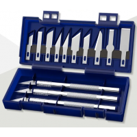 A set of scalpels 13 in 1 with interchangeable blades